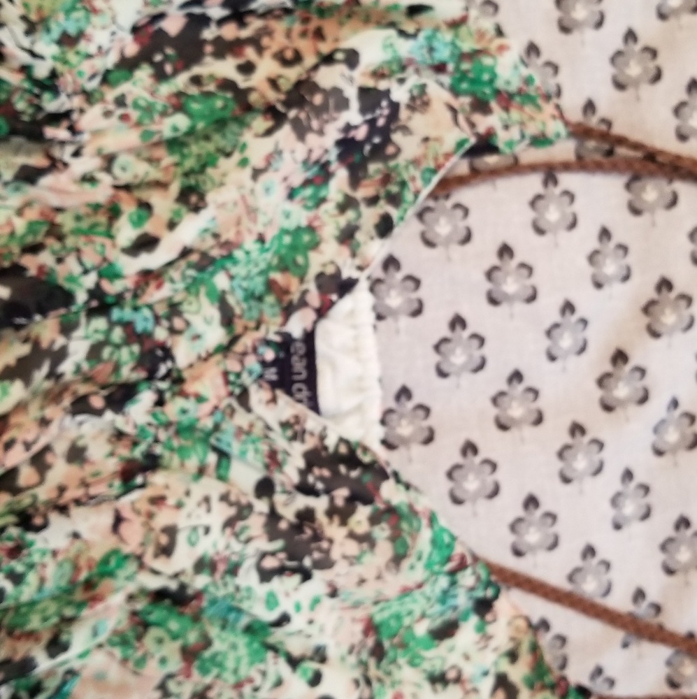 Dress - Picture 3 of 3